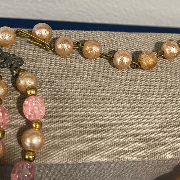 Pink Beaded Necklace Triple Strand Choker 18” Mid Century Vintage 50s 60s - Picture 5 of 6